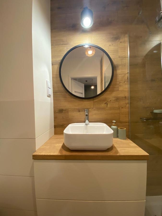 Airport Green Apartment Kl21 - Air Condition & Free Parking Varşovia Exterior foto